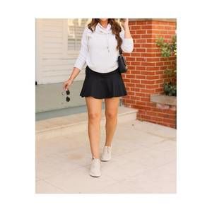 NEW JULIA ROSE the brielle skort in black